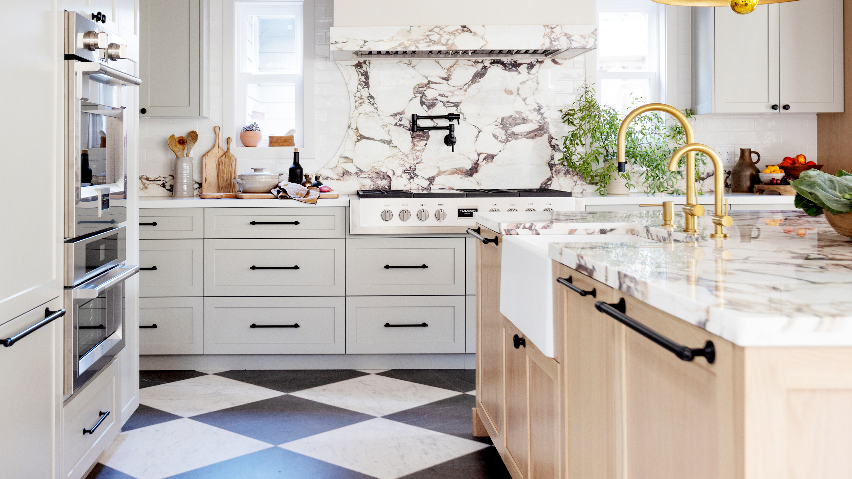 WhiteKitchen